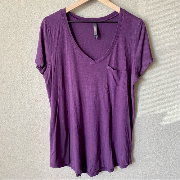 Torrid Vintage Wash V Neck Tee D5 - Picture 2 of 4